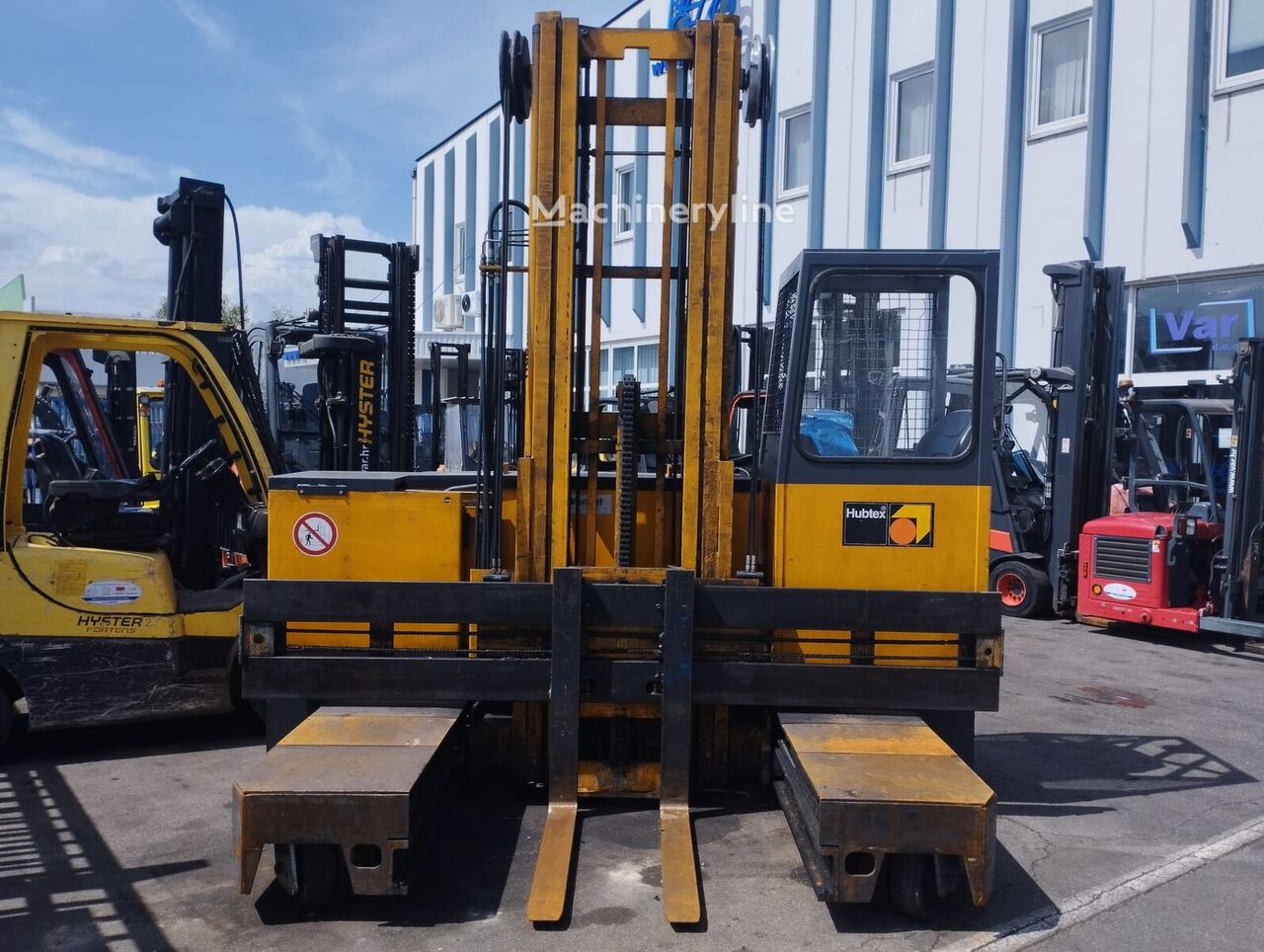 1997 Hubtex VD25- Triplex Sideloader for sale