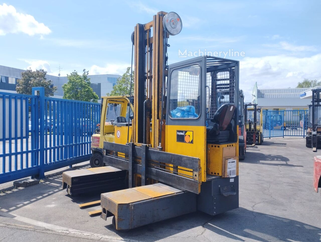 1997 Hubtex VD25- Triplex Sideloader for sale — view 3
