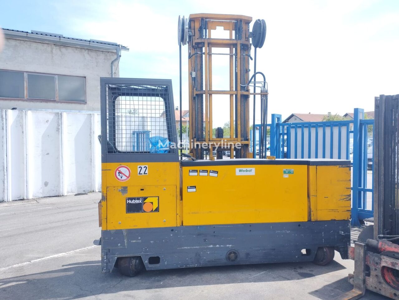 1997 Hubtex VD25- Triplex Sideloader for sale — view 5