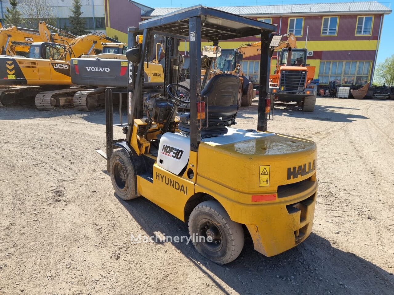 2004 Hyundai Halla HDF30 Diesel Forklift for sale