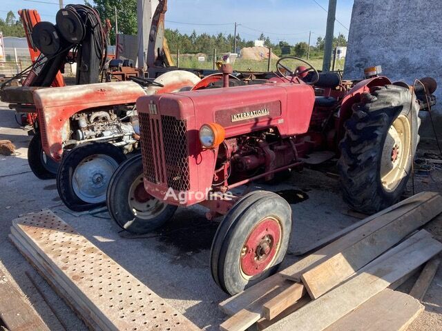 International Harvester Internacional Tractor - Mini for sale — view 5
