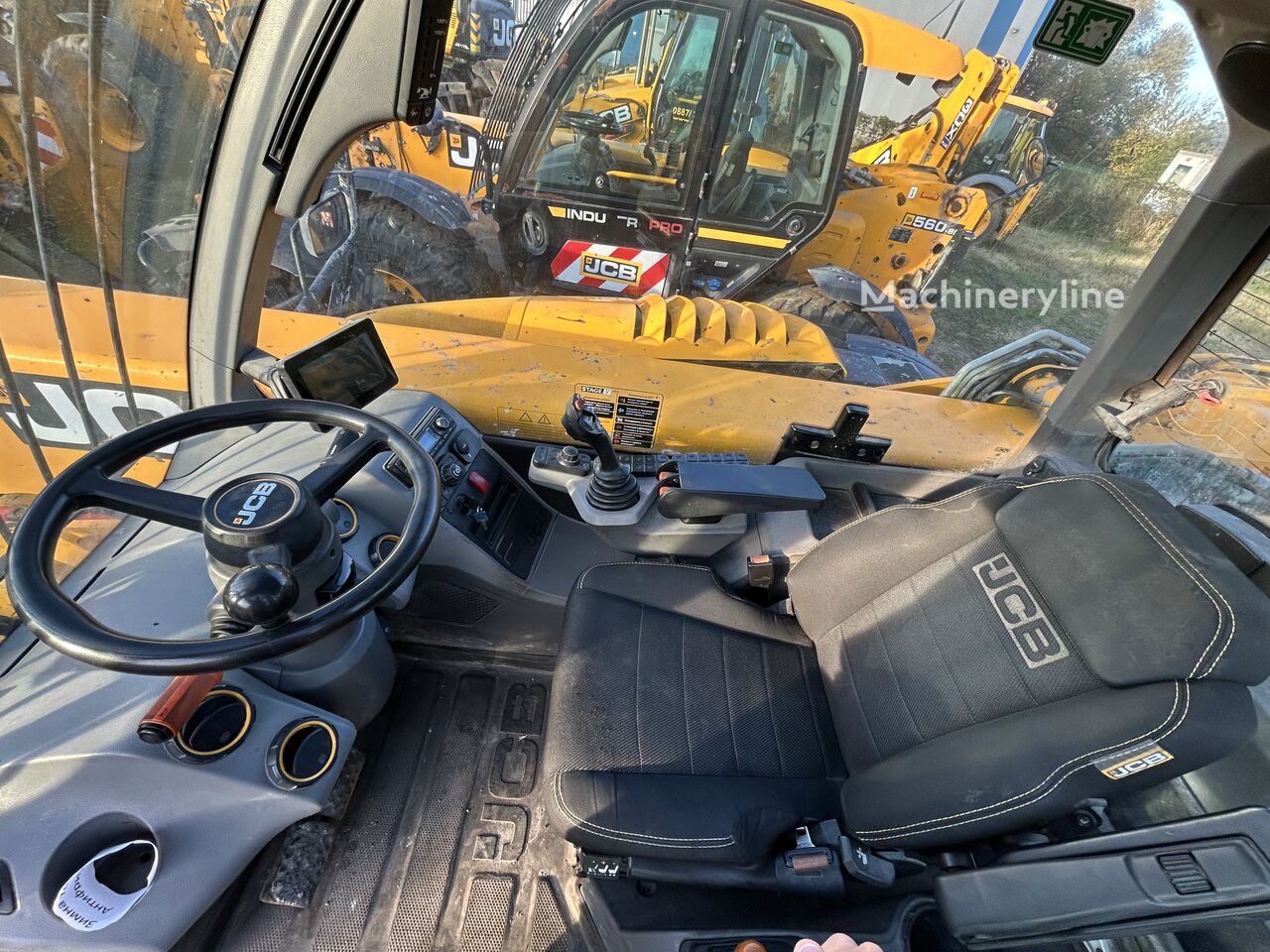 2022 JCB 560-80 IND PRO Telehandler for sale — view 5