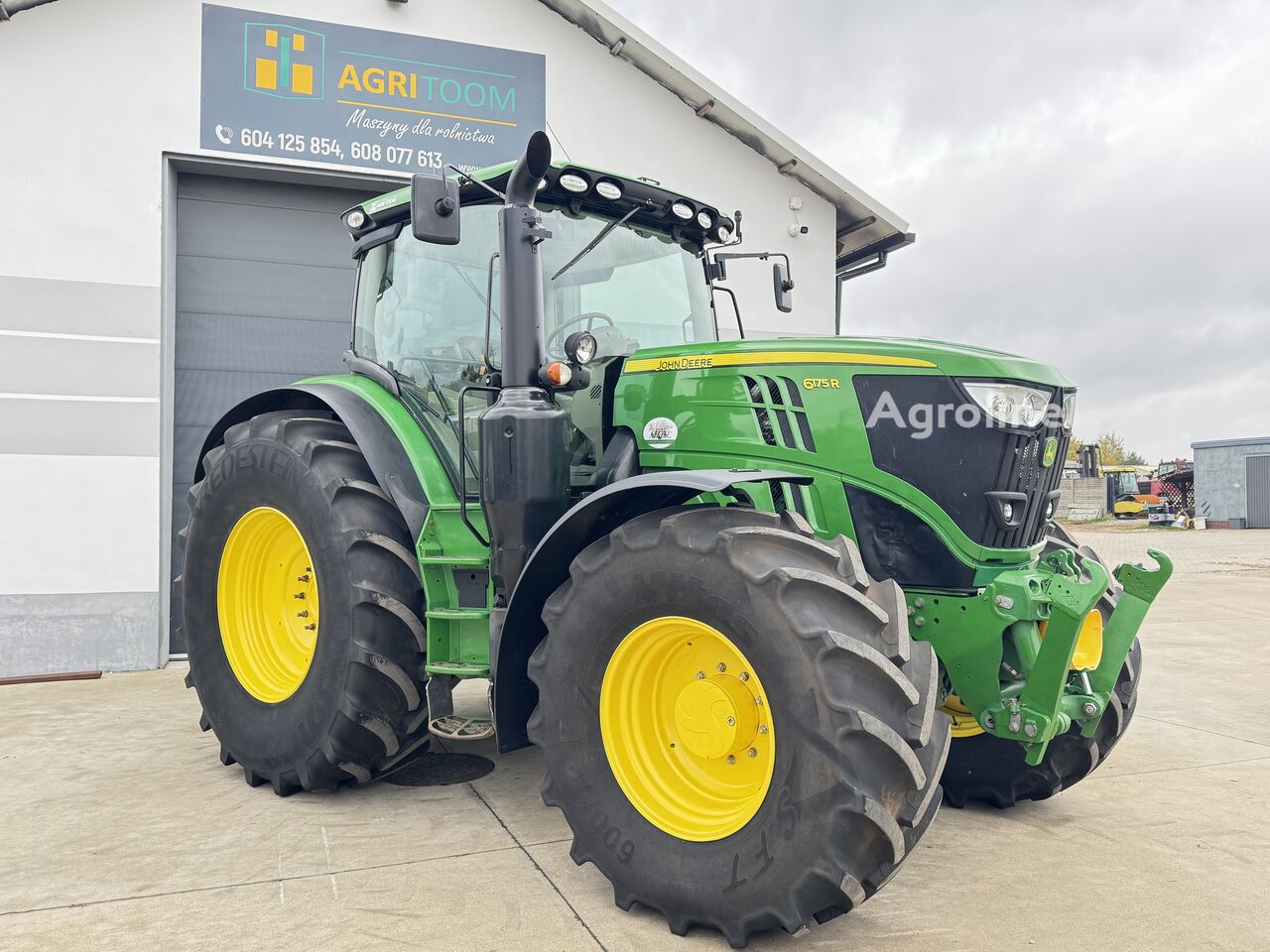 2016 John Deere 6175 R Tractor - Wheel for sale — view 3