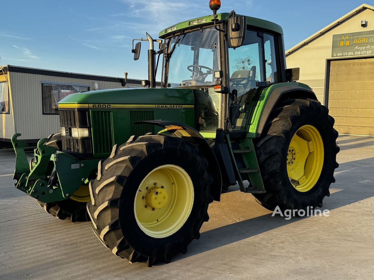1994 John Deere 6800 Tractor - Wheel for sale — view 2
