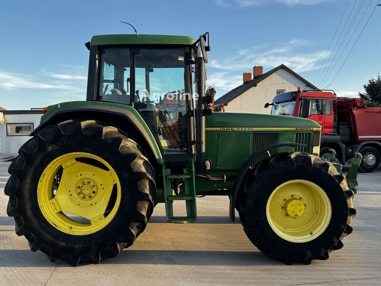 1994 John Deere 6800 Tractor - Wheel for sale — view 4