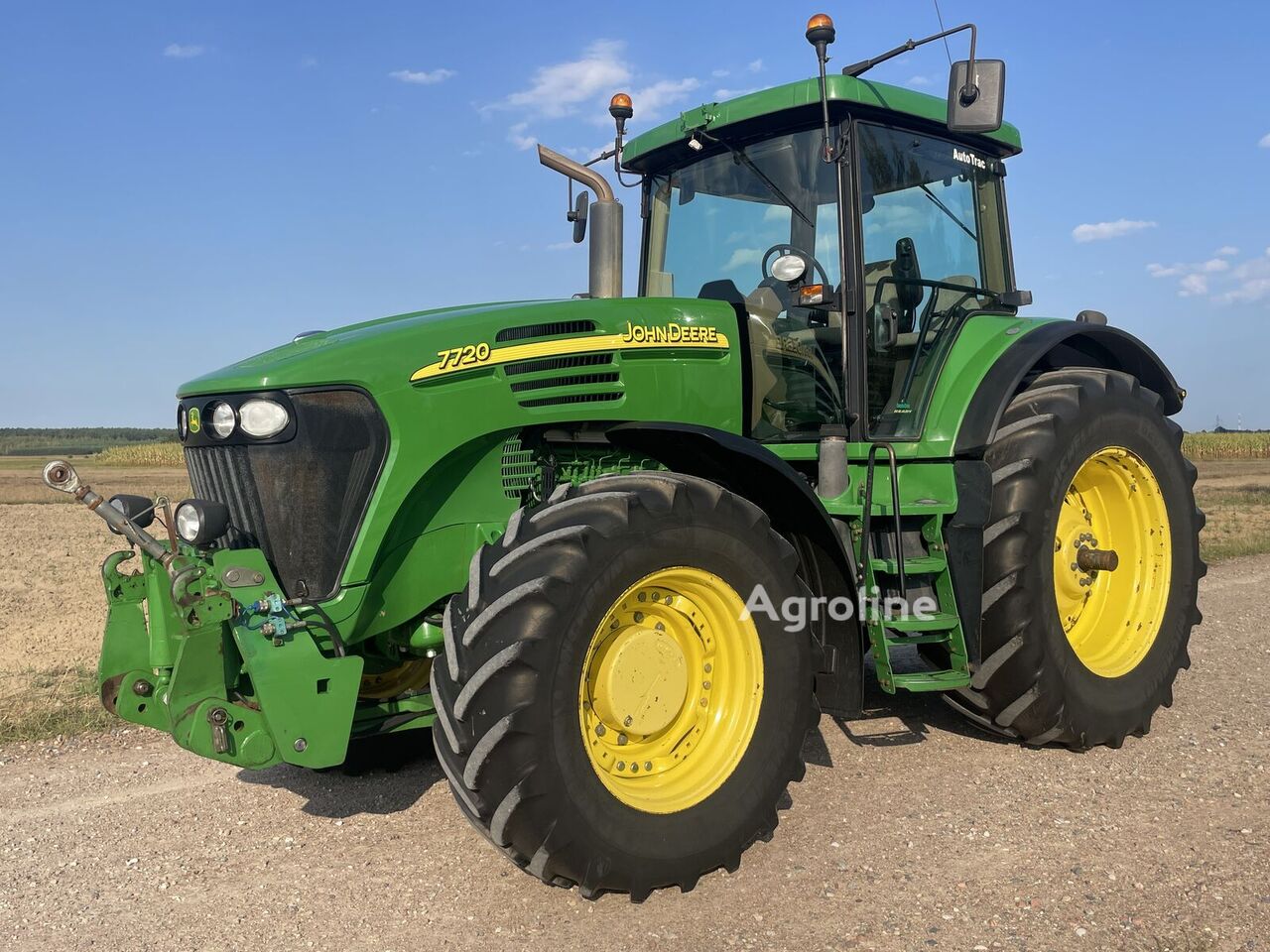 John Deere 7720 Tractor - Wheel for sale