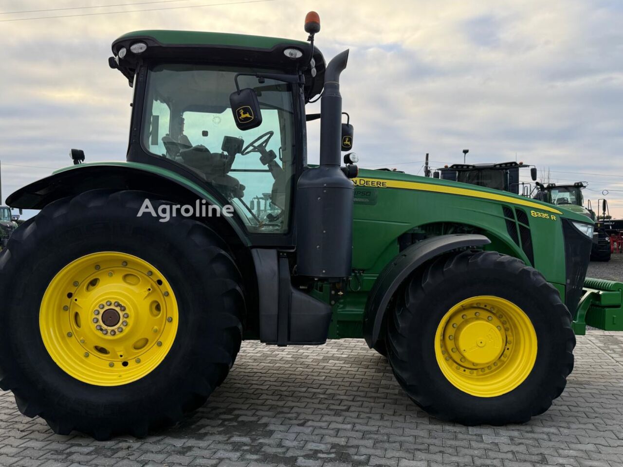 2016 John Deere 8335R Tractor - Wheel for sale — view 3