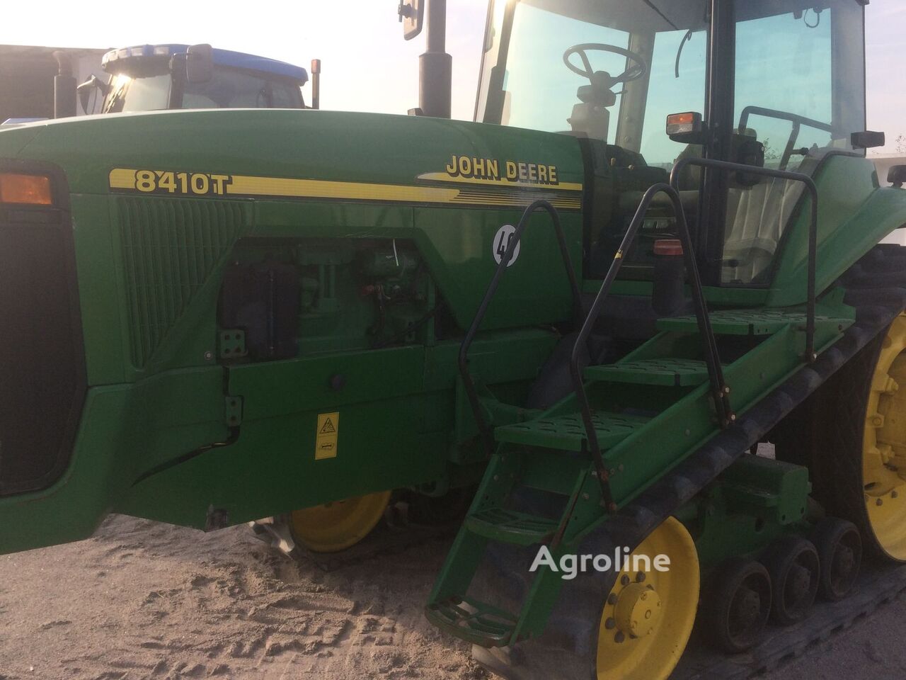2002 John Deere 8410T Tractor - Track for sale — view 2