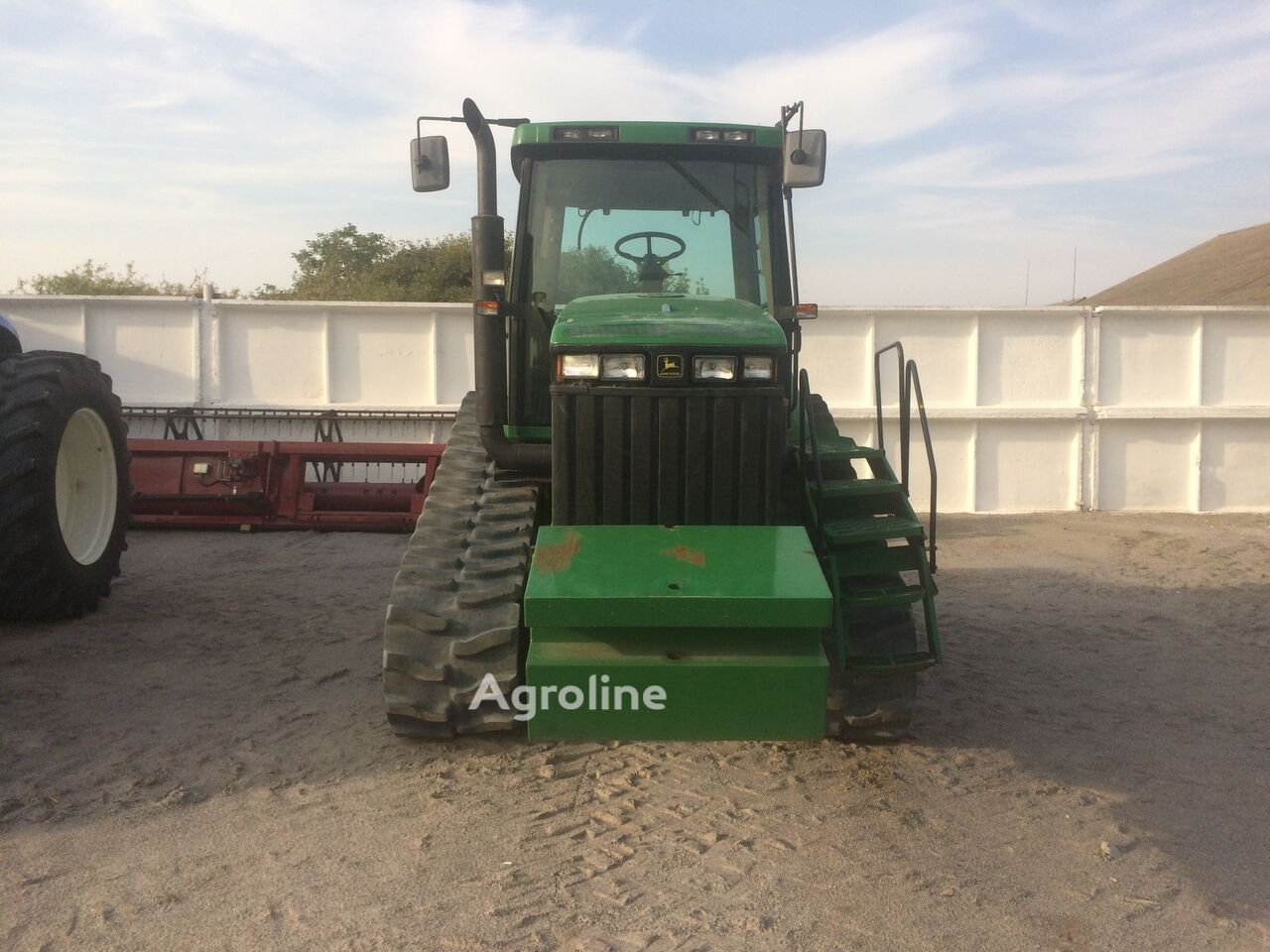2002 John Deere 8410T Tractor - Track for sale — view 3