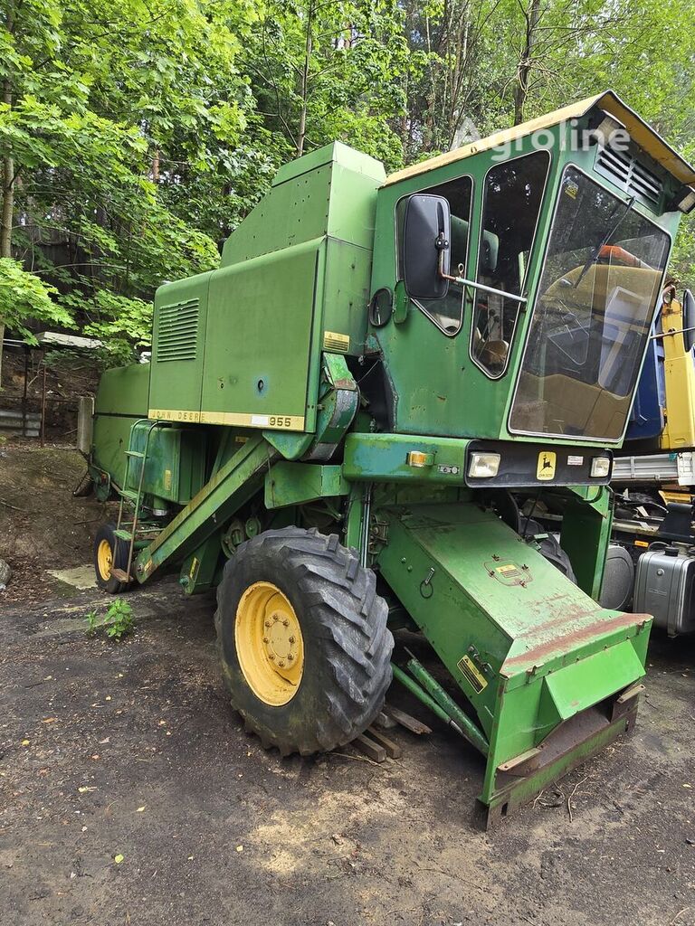 1984 John Deere 955 A1 Harvester - Grain for sale — view 2