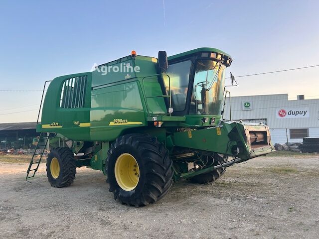 2001 John Deere 9780CTS Harvester - Grain for sale