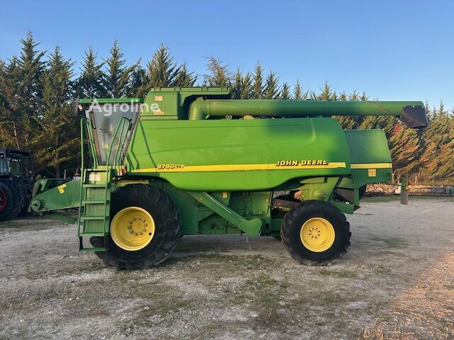 2001 John Deere 9780CTS Harvester - Grain for sale — view 4