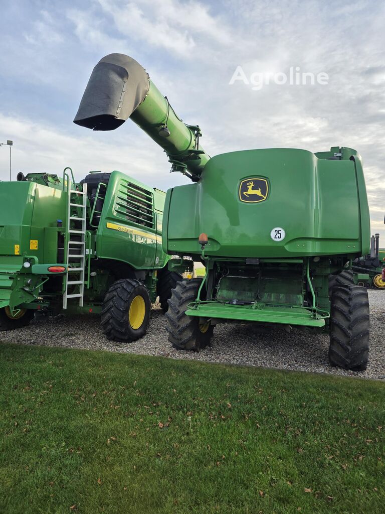 2009 John Deere S690 Harvester - Grain for sale — view 3