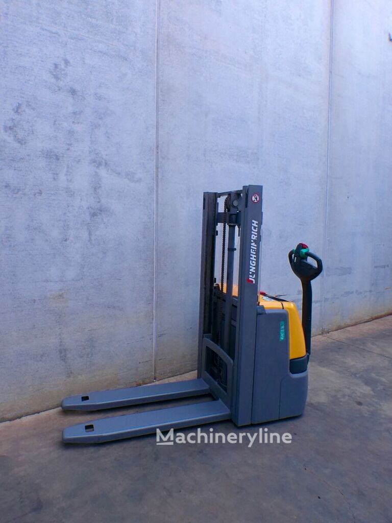 2016 Jungheinrich EJC 110 250 ZT Pallet Truck for sale — view 2