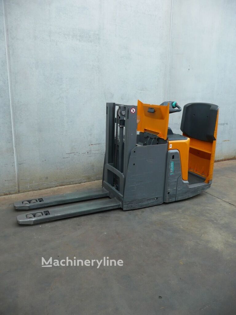 2018 Jungheinrich ERD 220 166 ZT Pallet Truck for sale — view 2
