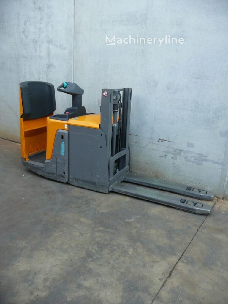 2018 Jungheinrich ERD 220 166 ZT Pallet Truck for sale — view 4