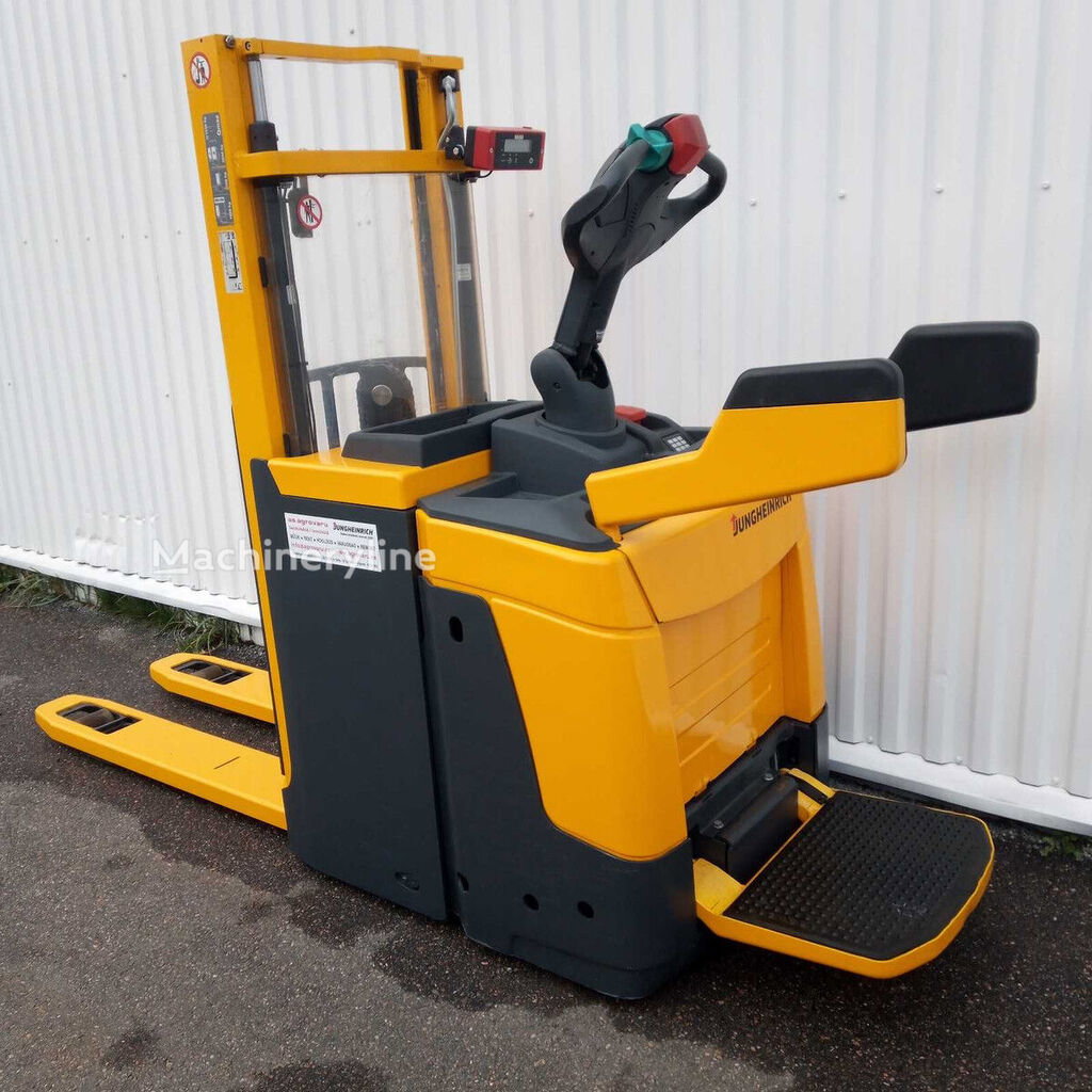 2015 Jungheinrich ERD 220 2500 Z Pallet Truck for sale — view 4