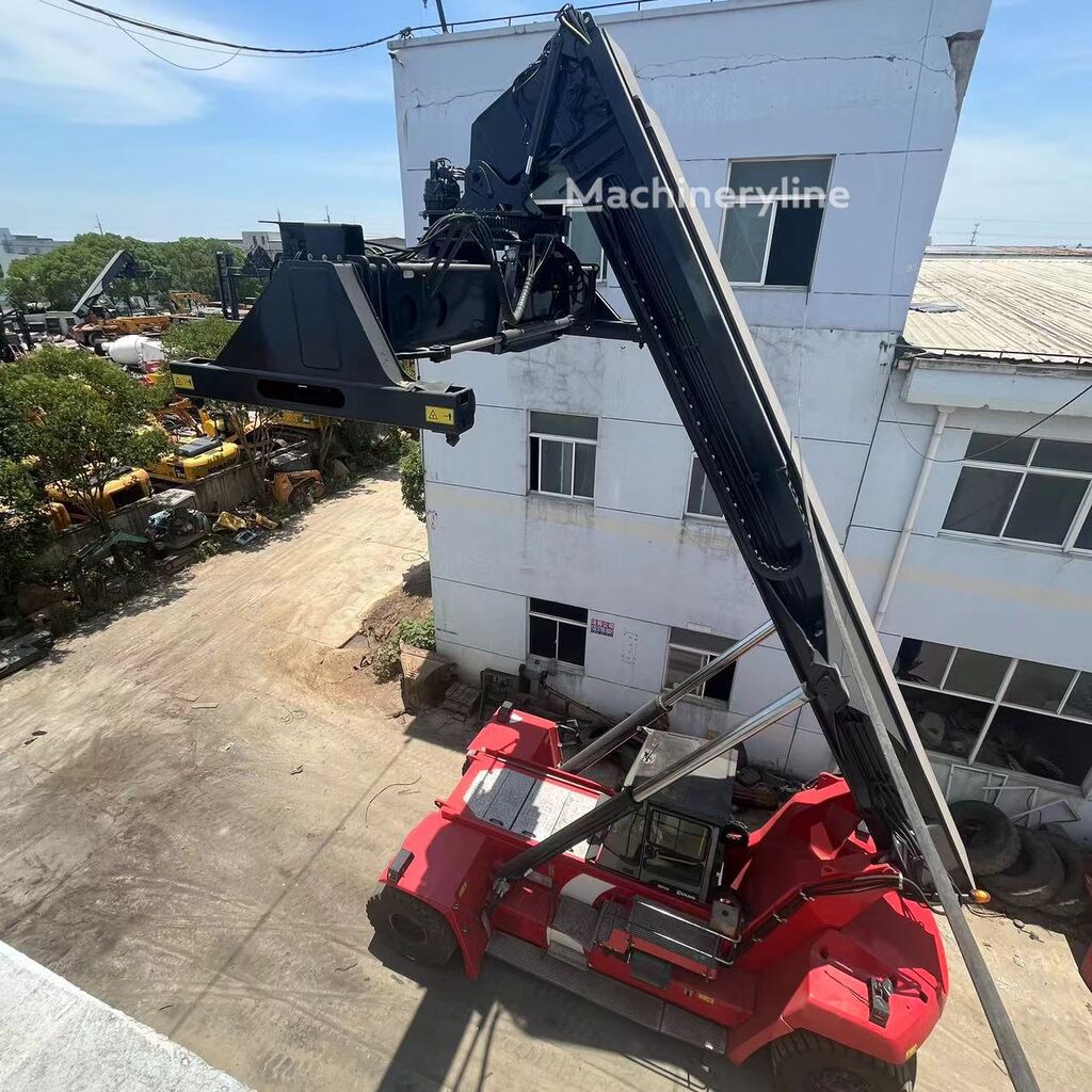 2022 Kalmar 450 Container Handler - Mast for sale