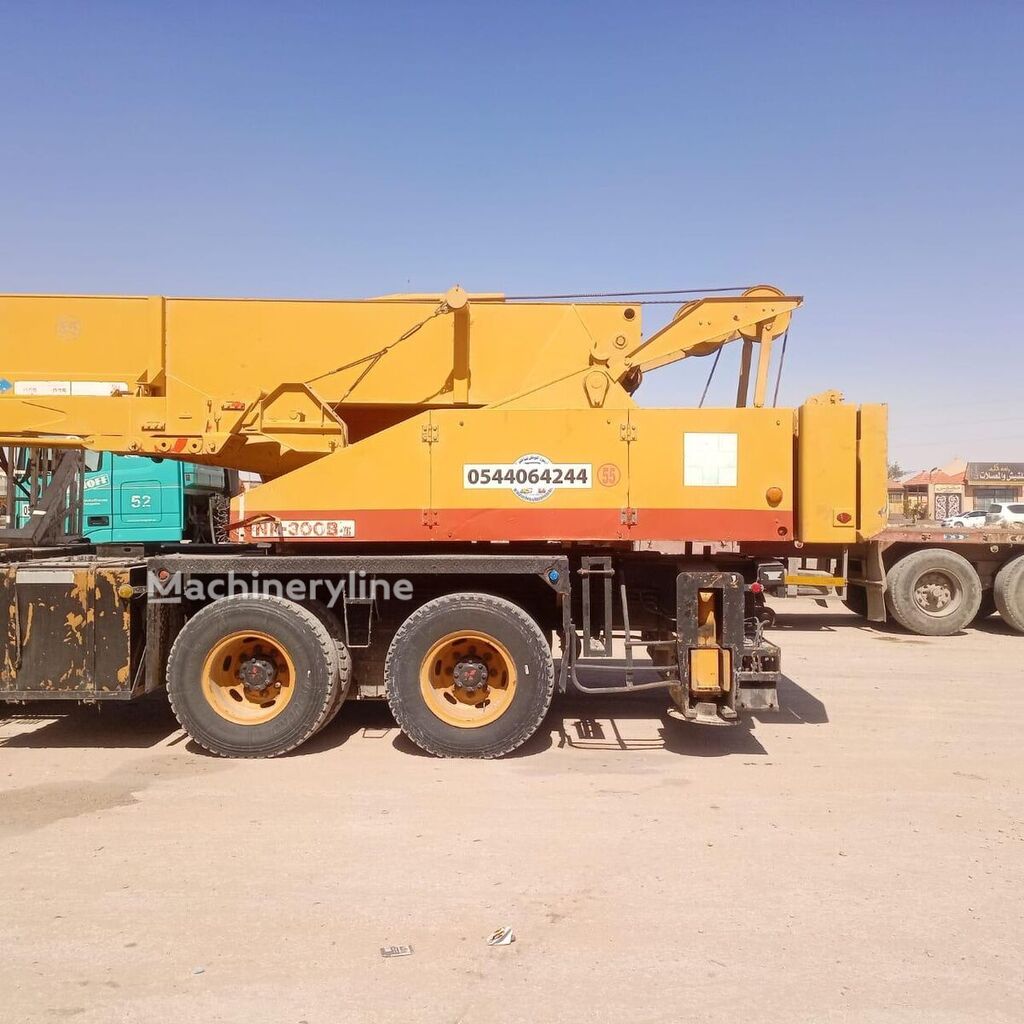 1992 Kato All Terrain Crane for sale — view 2