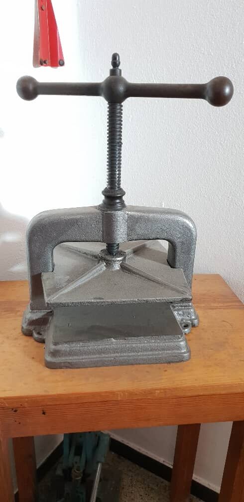 Krause Die Cutter for sale
