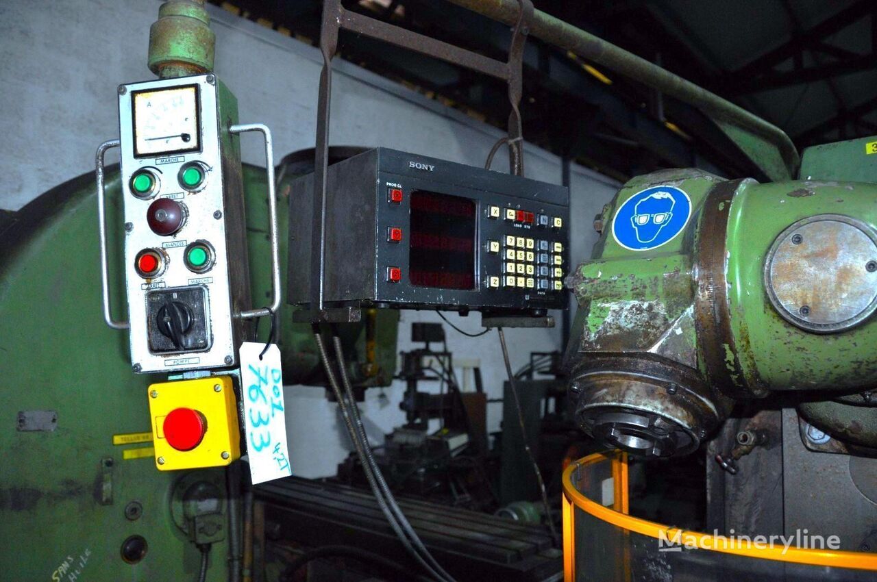 Lagun X 1500 - Y 430 - Z 505MM Milling Machine for sale — view 3