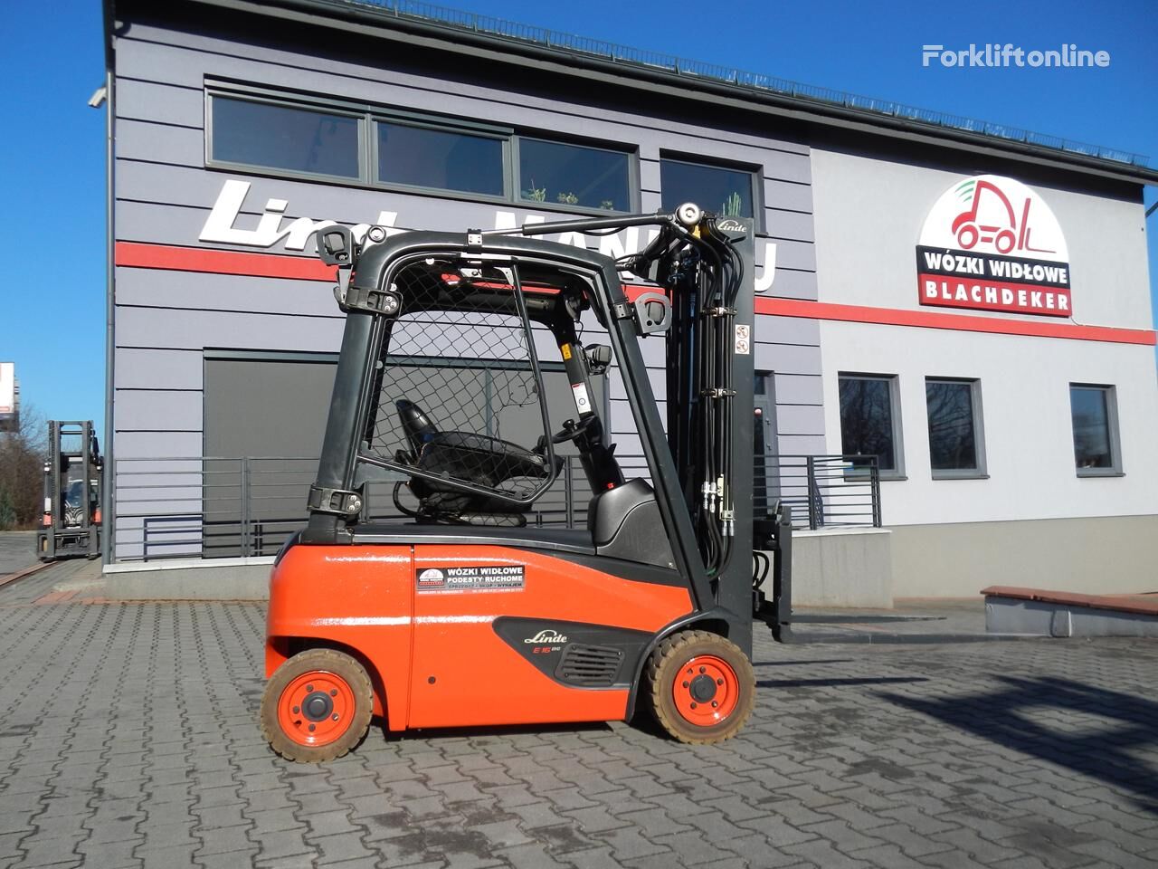 2015 Linde E16P-02 Electric Forklift for sale — view 2