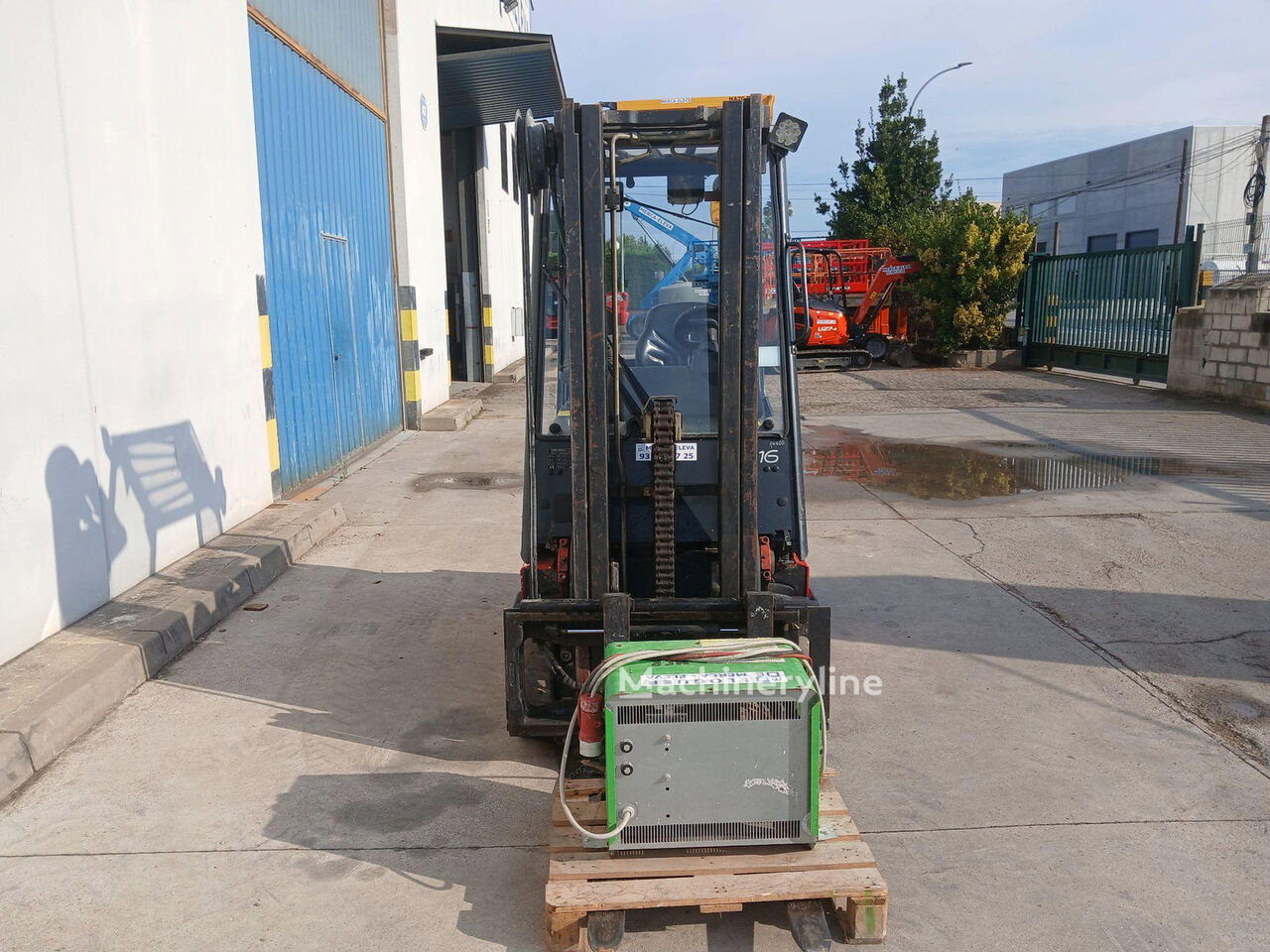 2006 Linde E16P-02 Carret Electric Forklift for sale — view 3