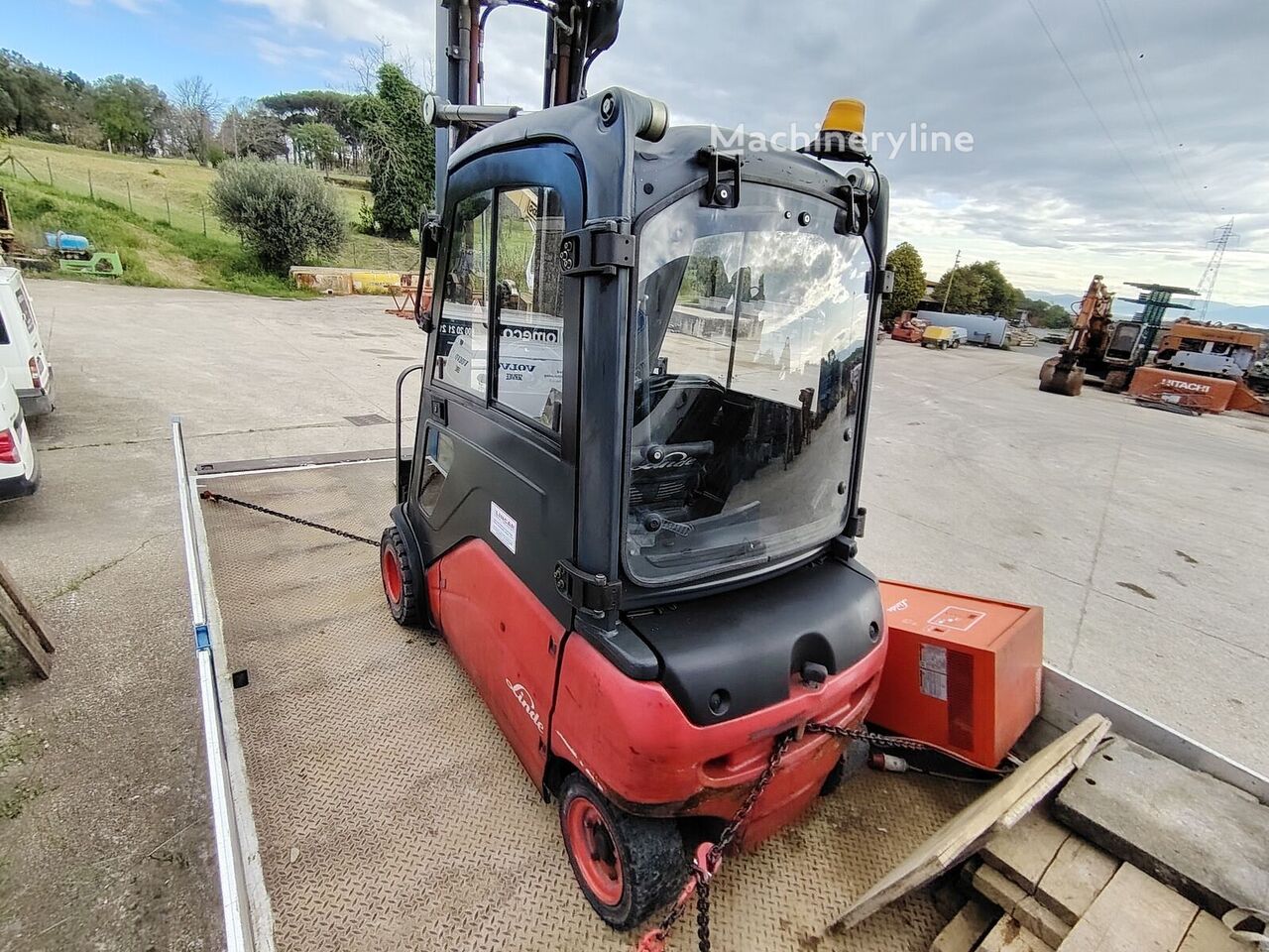 2011 Linde E20 Electric Forklift for sale — view 3