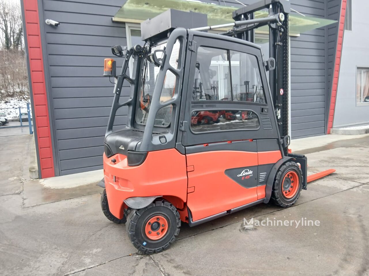 2020 Linde E45HL-01 600 Electric Forklift for sale — view 3