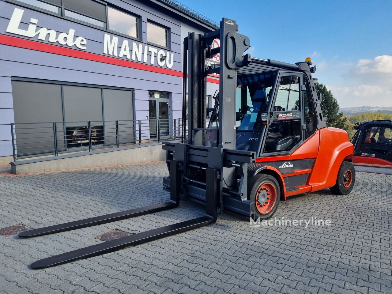2011 Linde H80T-01 1100 Gas Forklift for sale — view 2