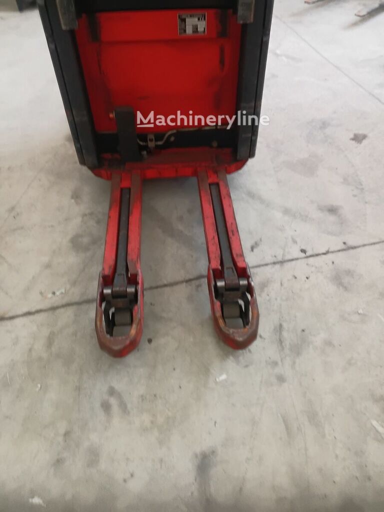2006 Linde L 16 AP Pallet Truck for sale — view 4