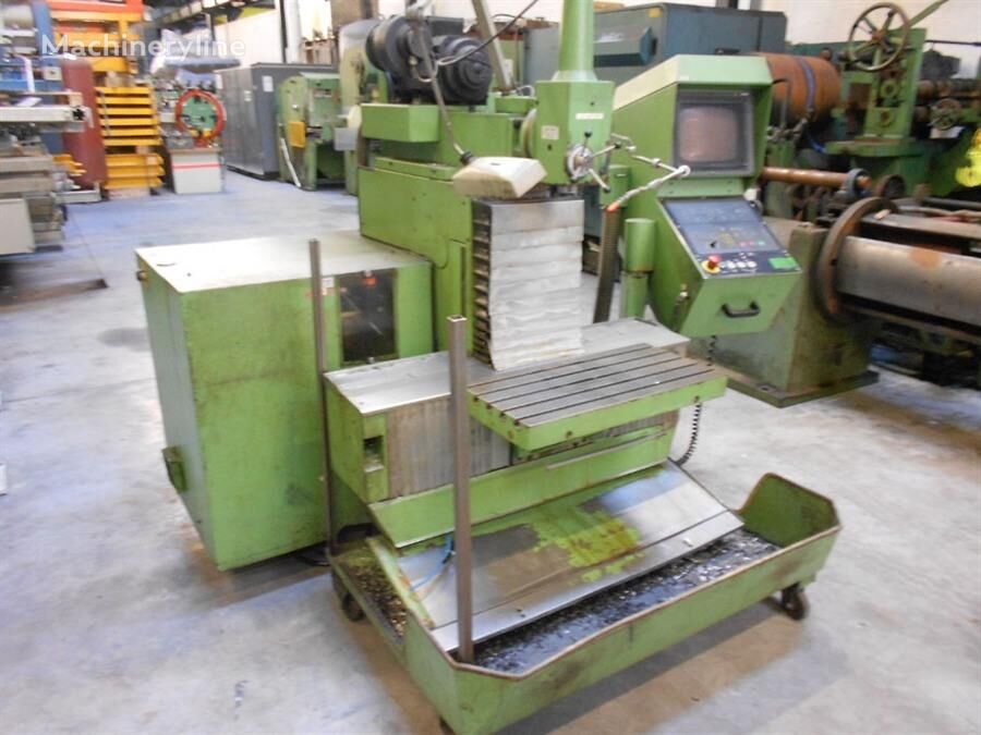 Maho X 500 - Y 400 - Z 300MM Milling Machine for sale