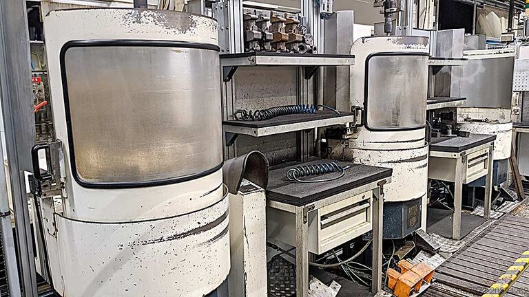 2000 Makino A55E-A225 Machining Center for sale