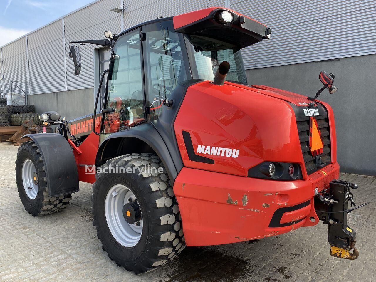 2022 Manitou MLA-T533-145V+ Telehandler for sale — view 2