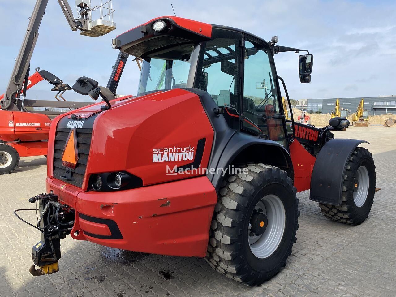 2022 Manitou MLA-T533-145V+ Telehandler for sale — view 4