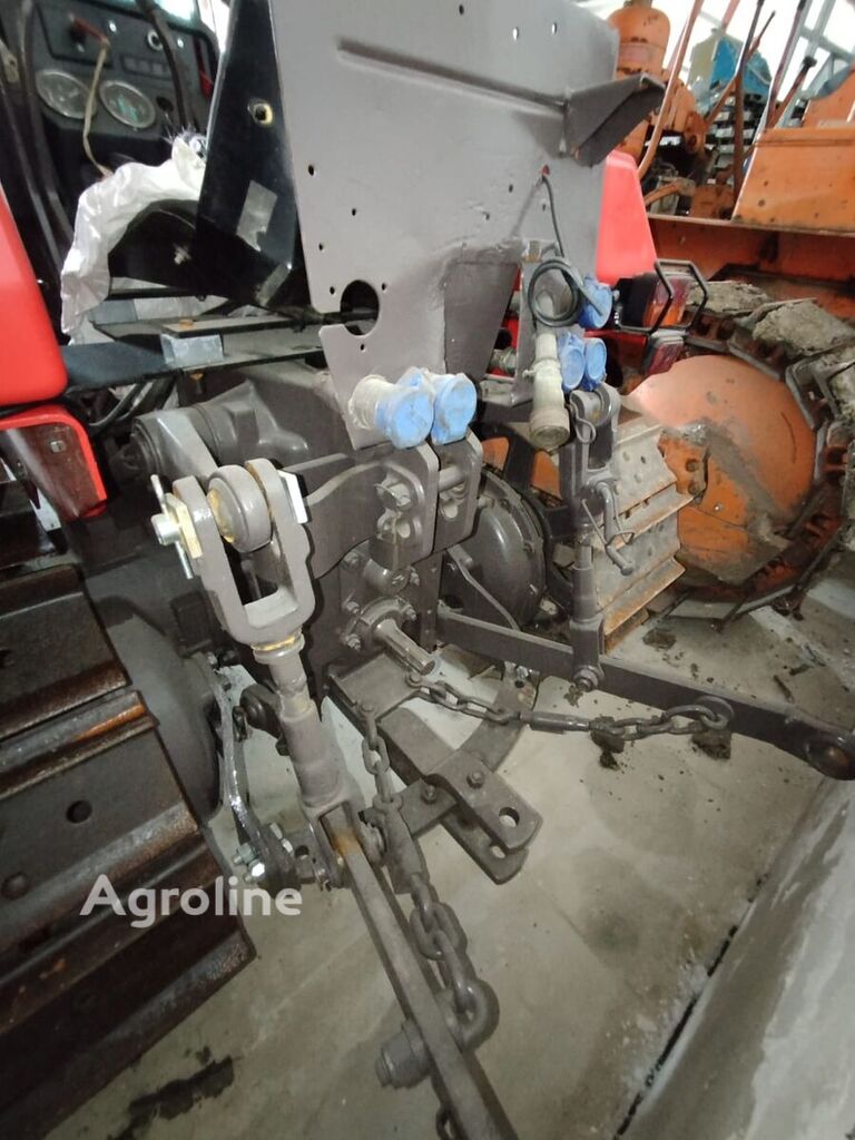 1991 Massey Ferguson 247 Tractor - Track for sale — view 4