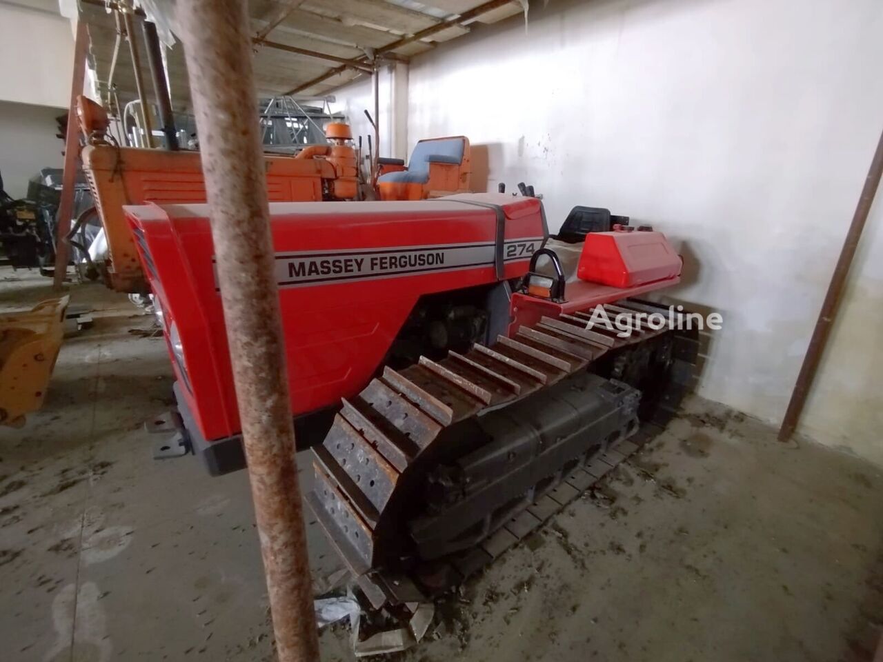 1991 Massey Ferguson 247 Tractor - Track for sale — view 5
