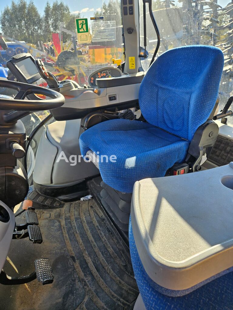 2015 New Holland T7.210 Tractor - Wheel for sale — view 5