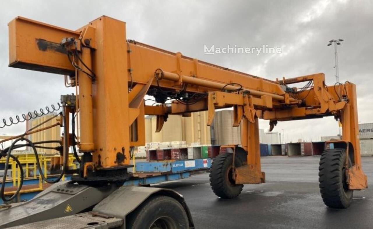 2002 Sisu FC 50 AL Container Handler - Mast for sale — view 2