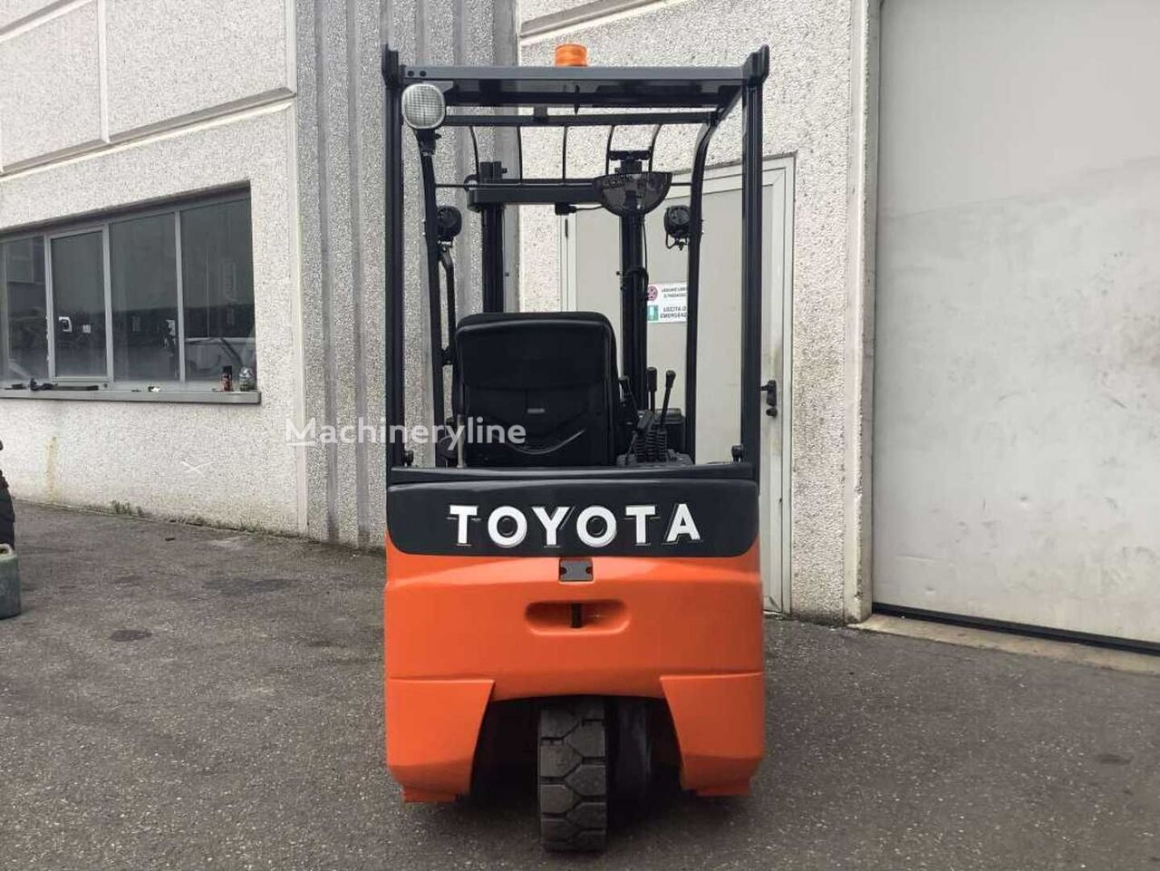 2013 Toyota 7FBEST15 3 Three-Wheel Forklift for sale — view 3