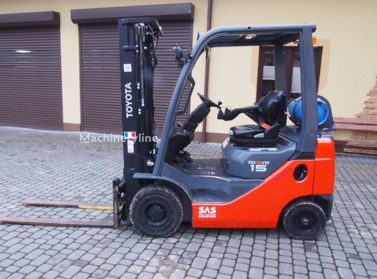 2018 Toyota 8FGF15 Gas Forklift for sale — view 3