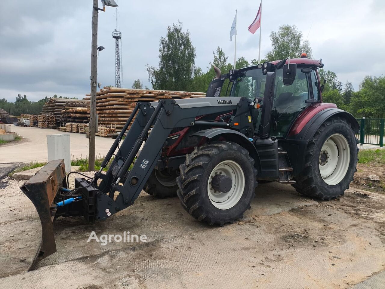 2017 Valtra T234 Tractor - Wheel for sale — view 3