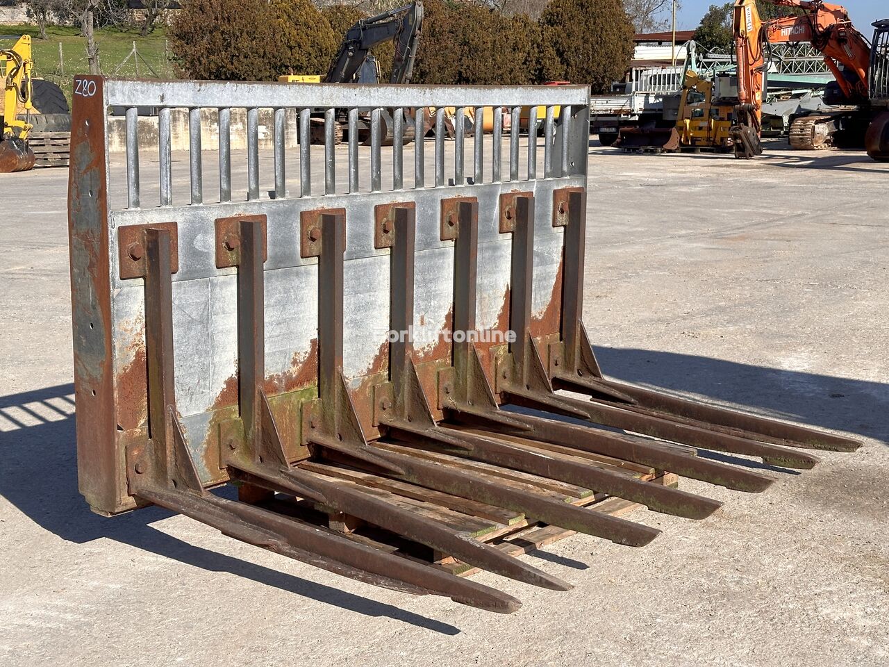 2010 Volvo L60 Forklift Attachment for sale