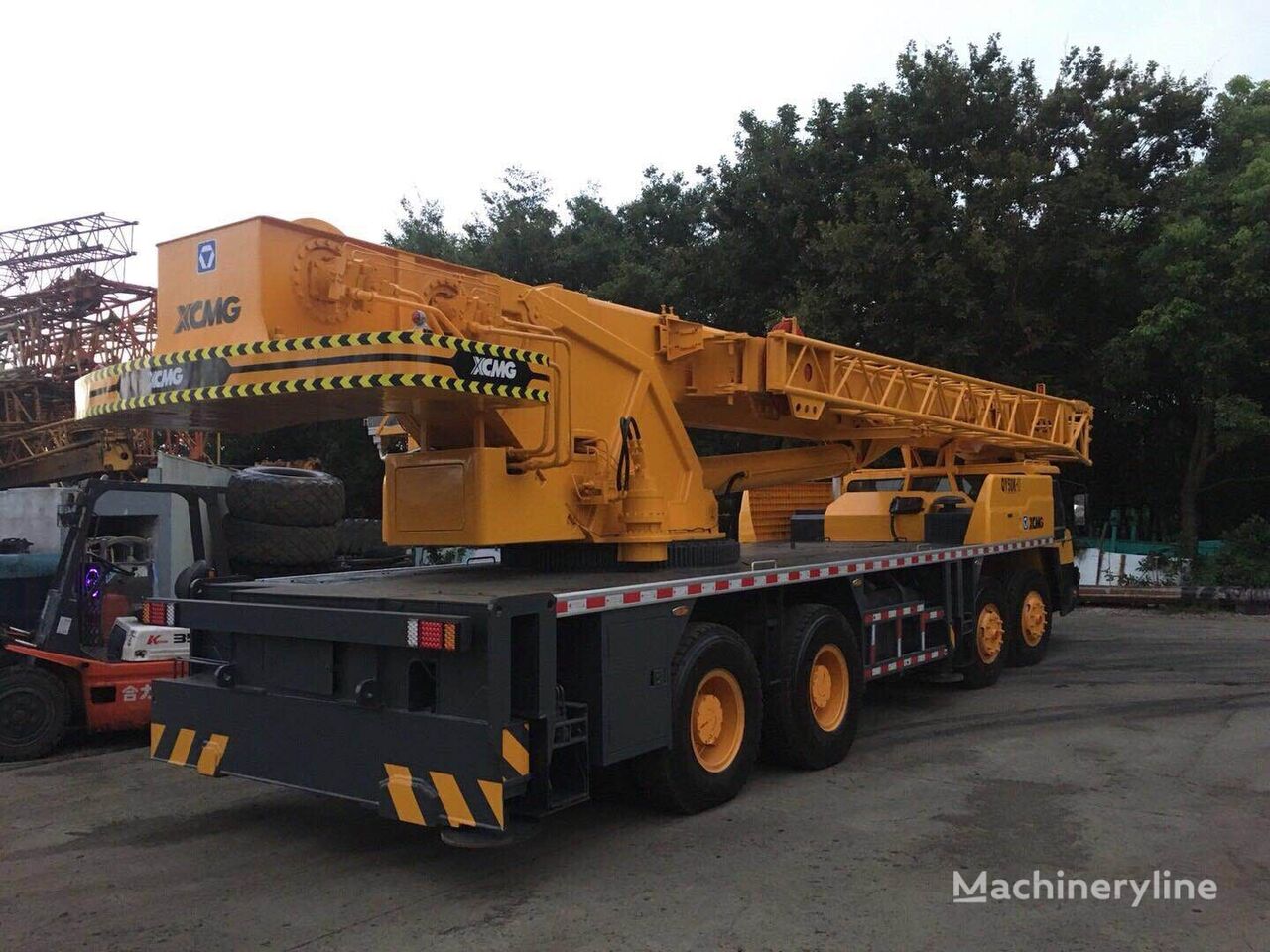 2013 XCMG 50T All Terrain Crane for sale — view 3