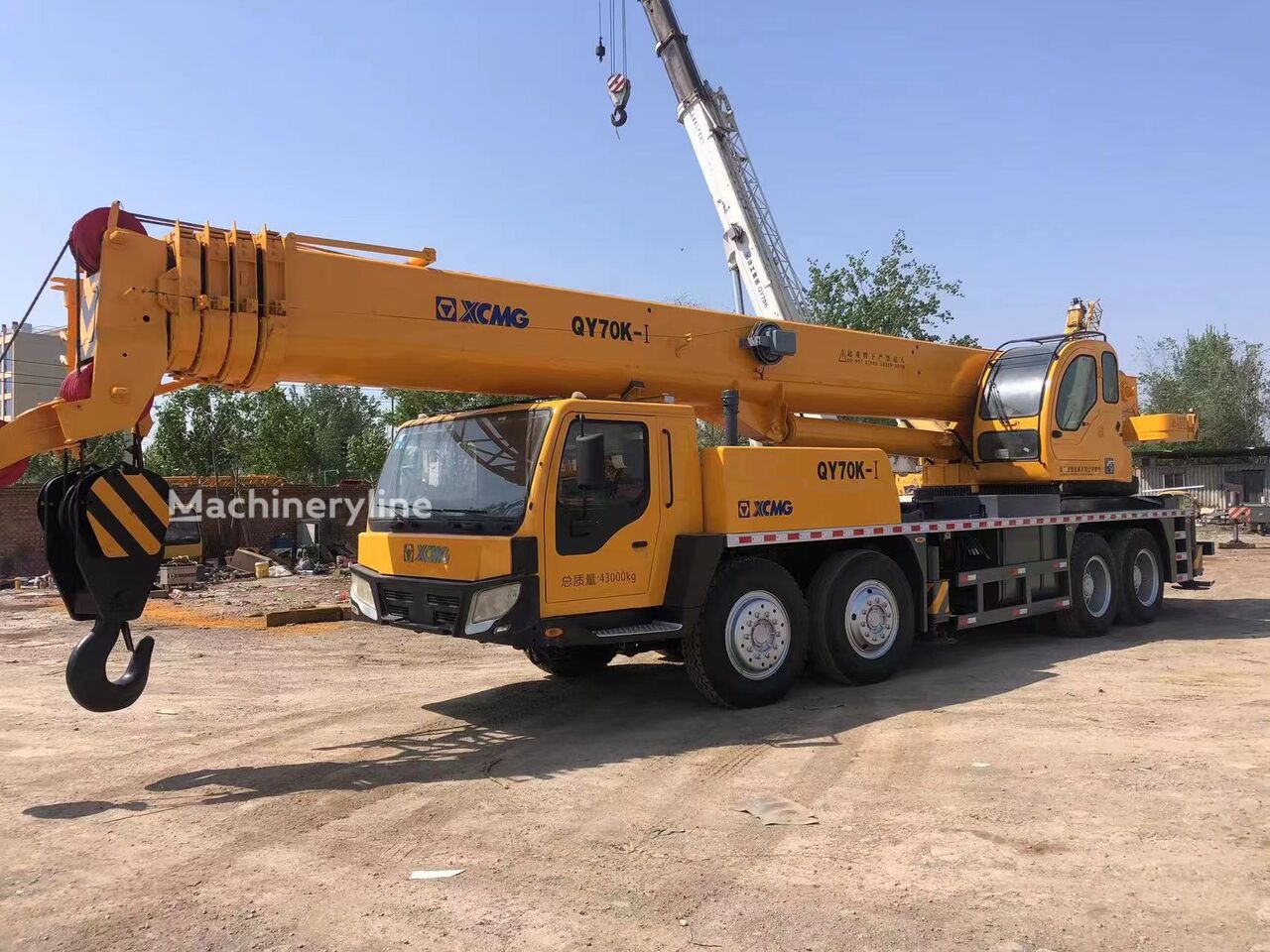 2015 XCMG QY70K-1 All Terrain Crane for sale — view 2