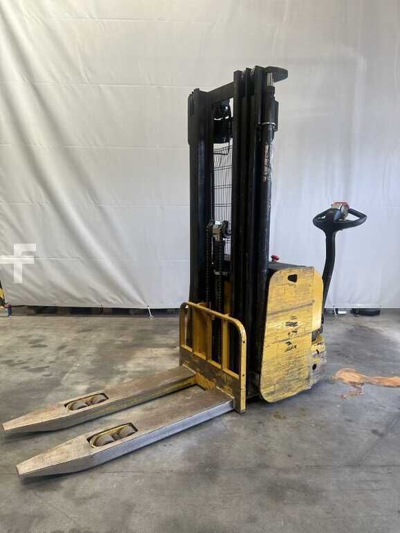 2014 Yale MS12 Pallet Truck for sale — view 4