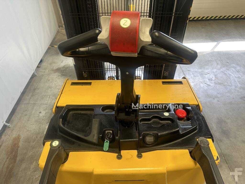 2013 Yale MS15 Pallet Truck for sale — view 4