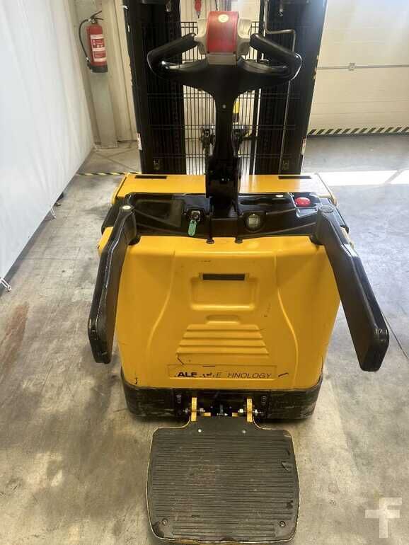 2013 Yale MS15 Pallet Truck for sale — view 5