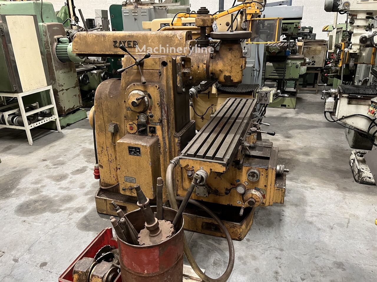 Zayer X 1290 - Y 355 - Z 505 MM Milling Machine for sale