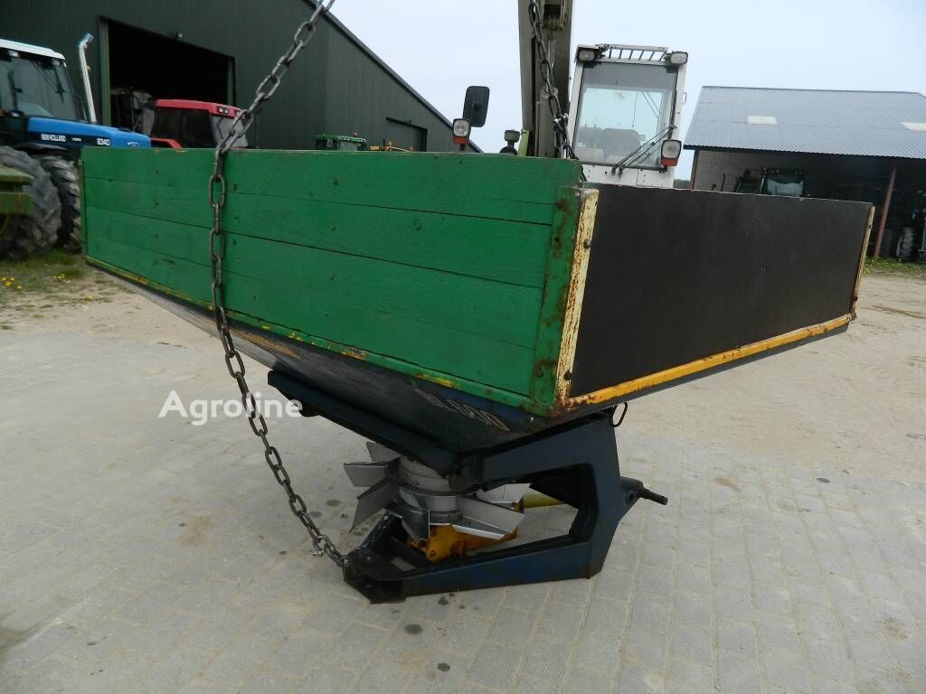 Bogballe BL 600 800 100 Spreader - Self Propelled for sale — view 3